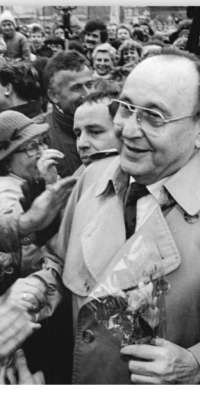 Hans-Dietrich Genscher, German politician., dies at age 89